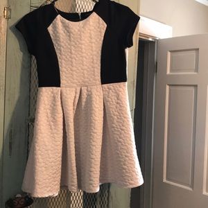 Girls dress